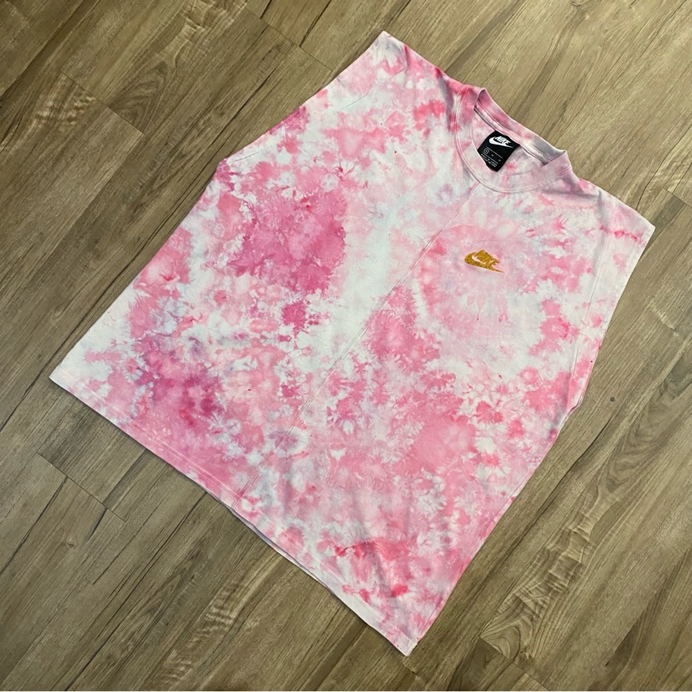 🌸NEW🌸 NIKE CUSTOM TIE DYE WMNS TANK TOP